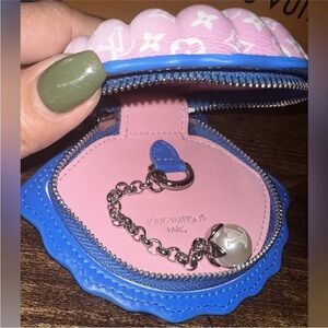 Louis Vuitton Pink and Blue Monogram Pearl Clam Key Cain Bag Charm